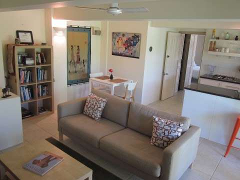 Photo: Bangalow Studio Apartment